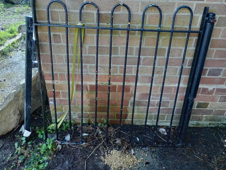 Iron gate for path access - going free