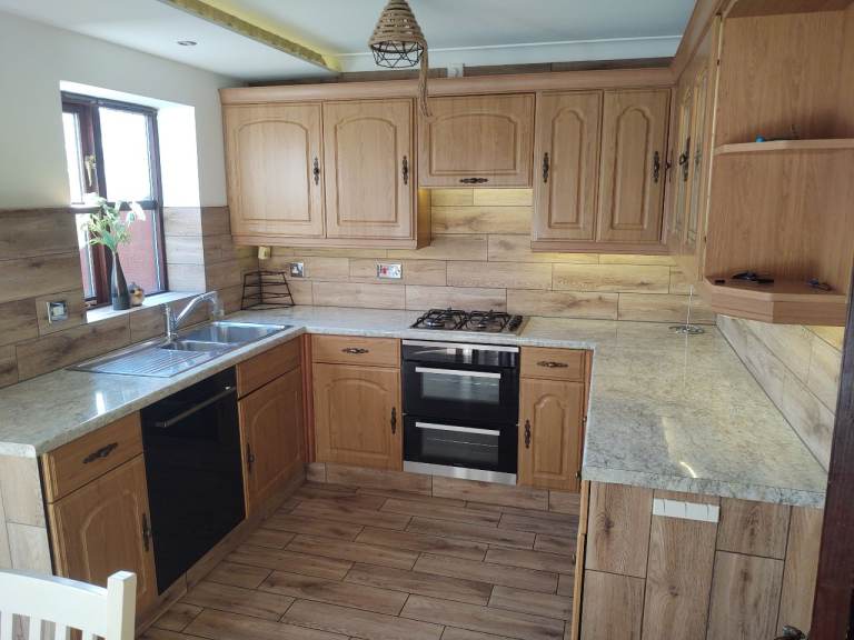 3 bed semi-detached in lovely area at Kirk Sandall.