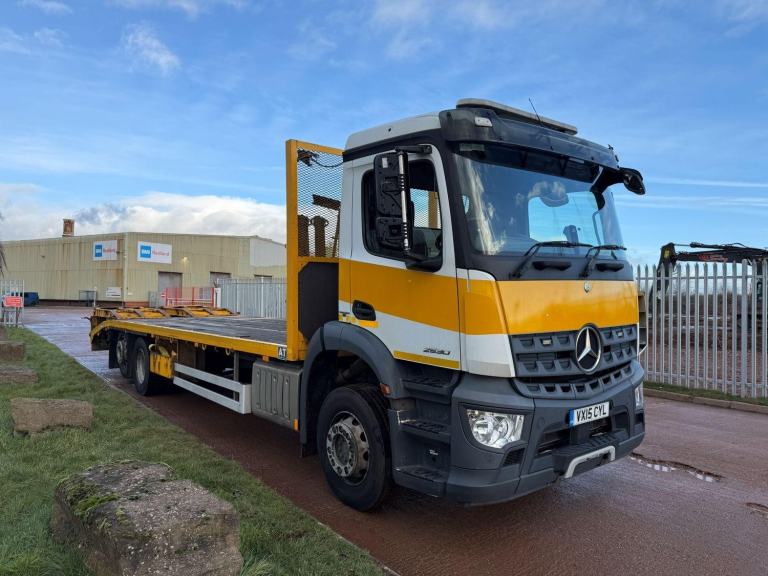 MERCEDES AROCS 2530 2015 (15) EURO 6, 6X2 REAR LIFT STEER ANDOVER CHEESEWEDGE 