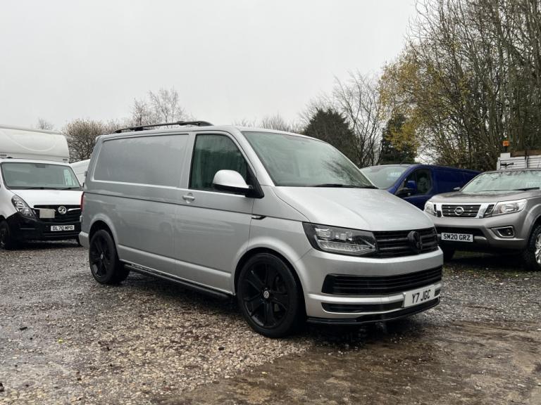 2015 Volkswagen Transporter T28 Trendline TDI BlueMotion Technology Panel van Diesel Manual