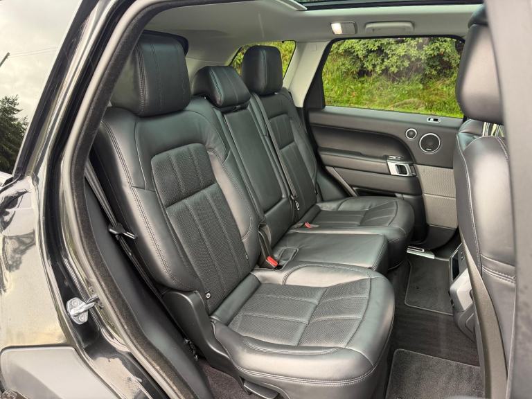 2020 Model Land Rover Range Rover Sport 3.0SDV6 HSE Dynamic 