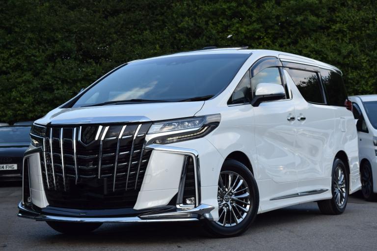 2020 TOYOTA ALPHARD 3.5 V6 4WD EXECUTIVE LOUNGE S PETROL FULLY LOADED MOONROOF