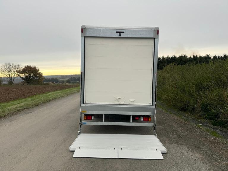 Isuzu Forward n75-150 DIESEL AUTOMATIC 2025