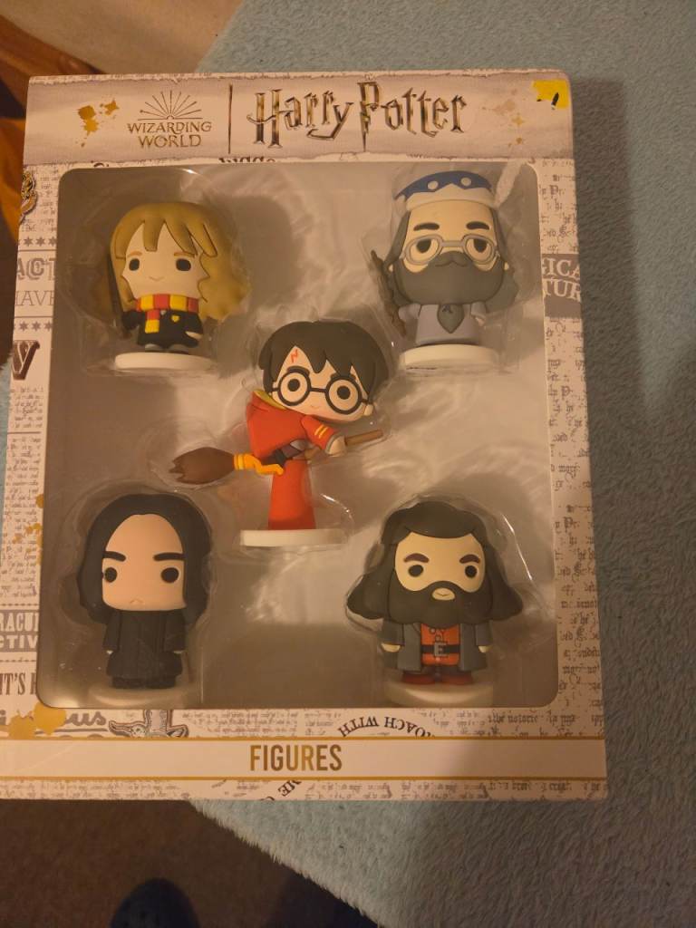 Harry potter figures