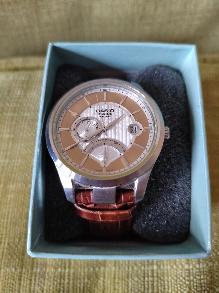 CASIO WRISTWATCH