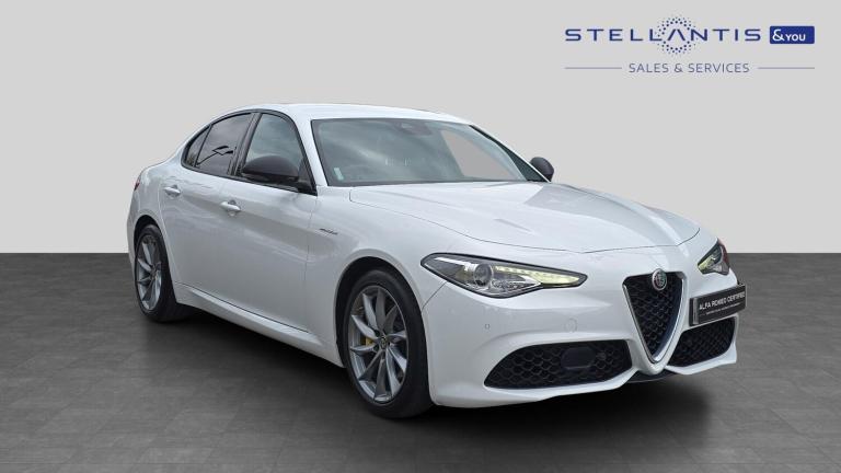 2019 Alfa Romeo Giulia 2.0T Veloce Saloon 4dr Petrol Auto Euro 6 (s/s) (280 ps) Saloon Petrol Aut...