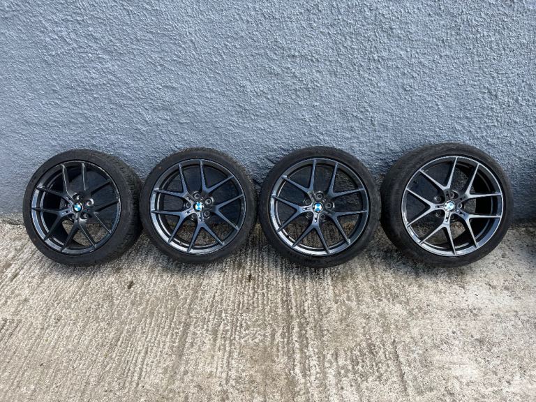 Genuine 18” BMW 1 series M Sport Plus alloy wheels - 5x112