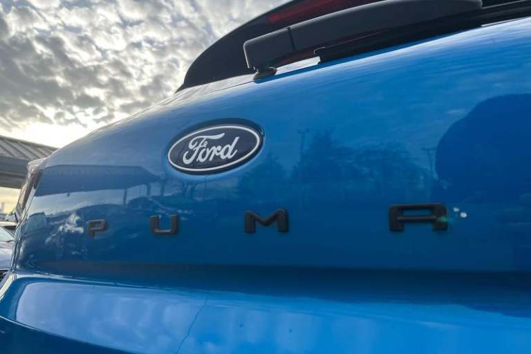 2025 Ford Puma 1.0 EcoBoost Hybrid mHEV ST-Line 5dr DCT ** Sync 4 - Bluetooth / USB Connec Hatchb...