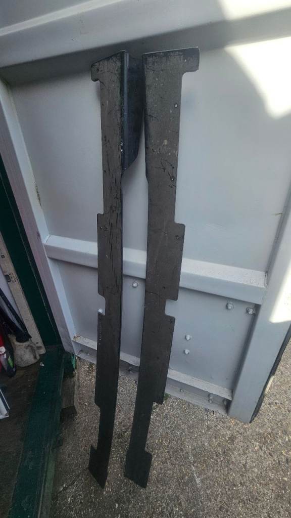 Ford fiesta mk7 side skirt extensions pair
