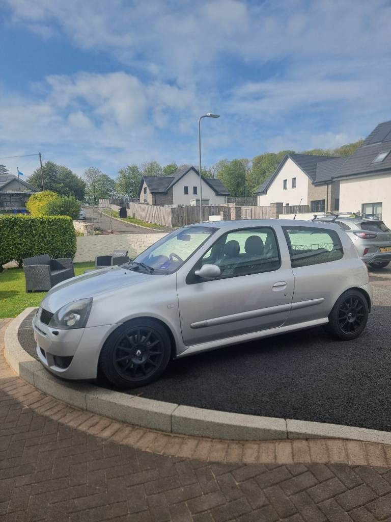 Renault Clio 182 