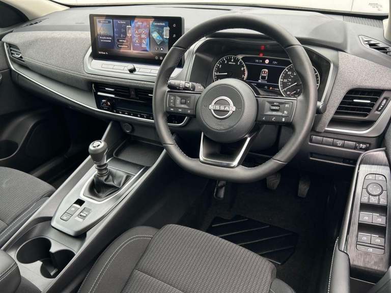2025 Nissan Qashqai 1.3 DiG-T MH Acenta Premium 5dr HATCHBACK PETROL Manual