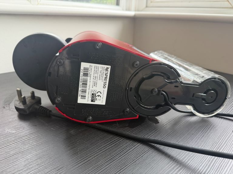 Nespresso Inissia Ruby Red Coffee Machine – Compact Capsule Espresso Maker (Working)