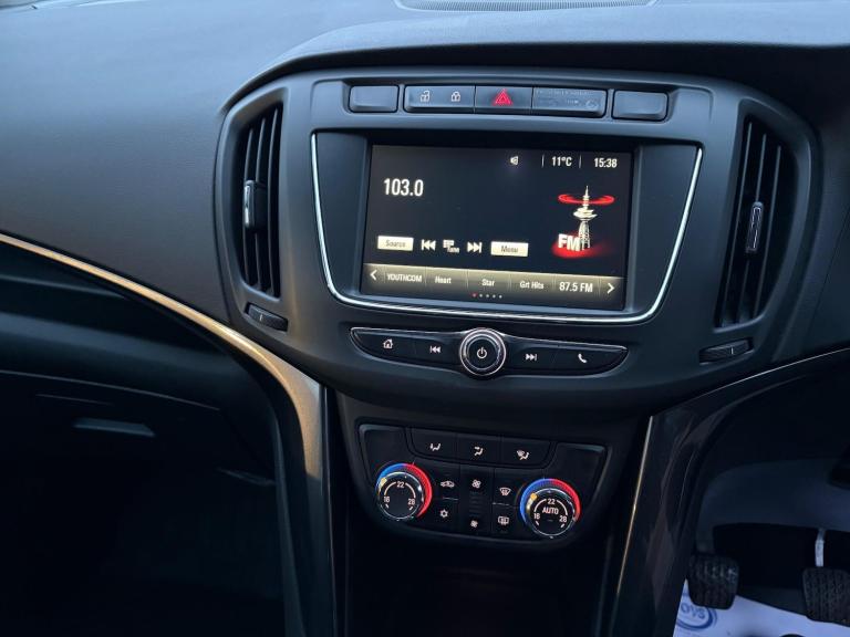 2017 Vauxhall Zafira 2.0 CDTi Tech Line Nav 5dr MPV DIESEL Manual
