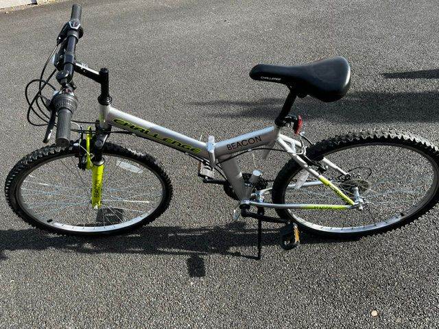 Challenge Beacon folding bike suit adult or youth