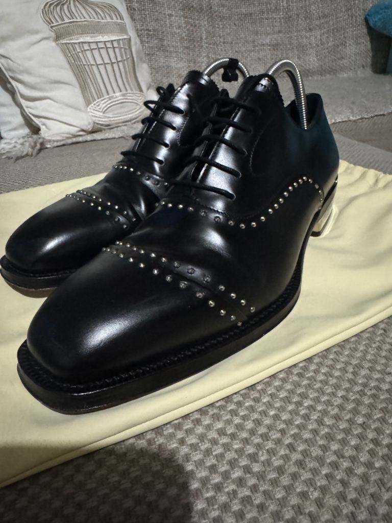 Alexander McQueen leather shoes (mint, UK 9 / EU 43)