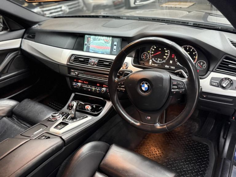 BMW M5 4.4 M5 Saloon 2011