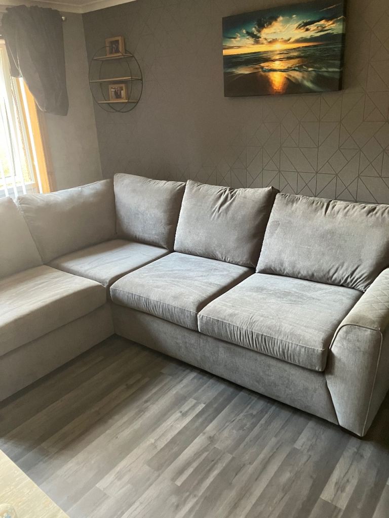 Comfortable Grey Fabric Corner Sofa – Good Condition
