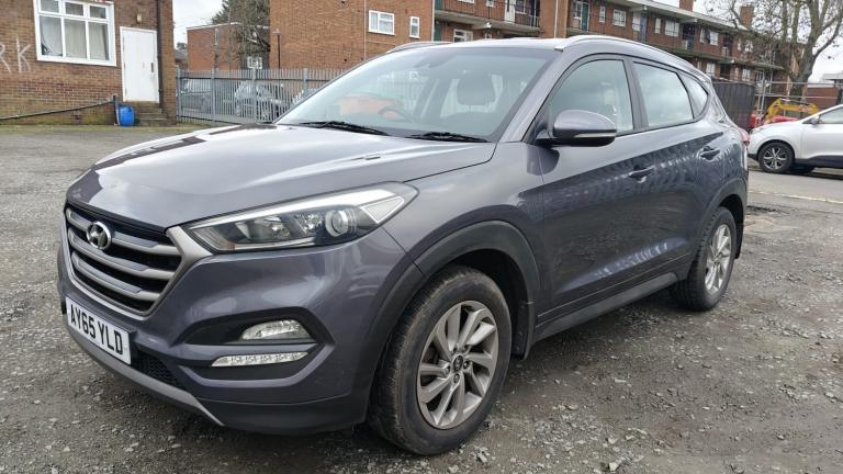 2015 Hyundai TUCSON 1.7 CRDi Blue Drive SE Nav 5dr 2WD ESTATE Diesel Manual