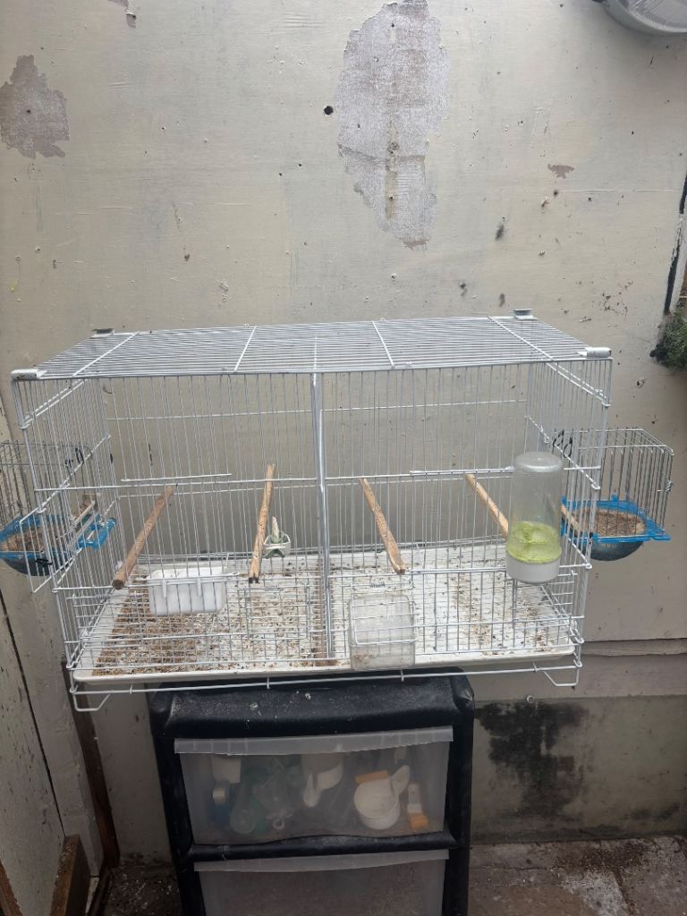 Breeding cage 