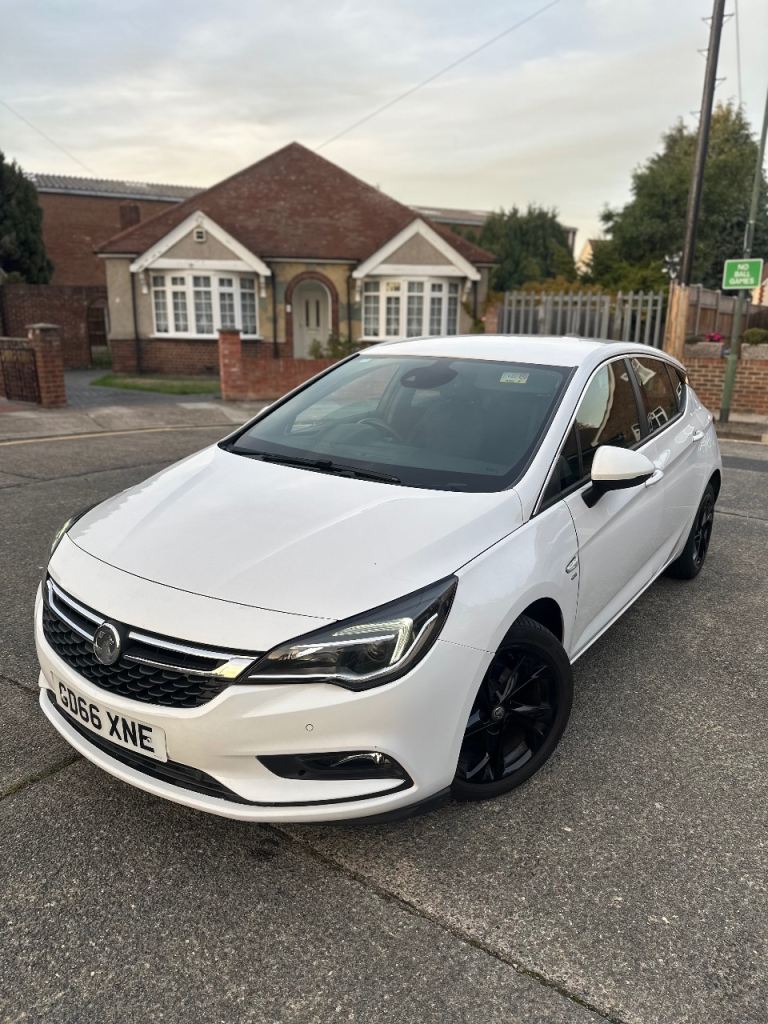 2017 Vauxhall Astra SRI 5 DOOR