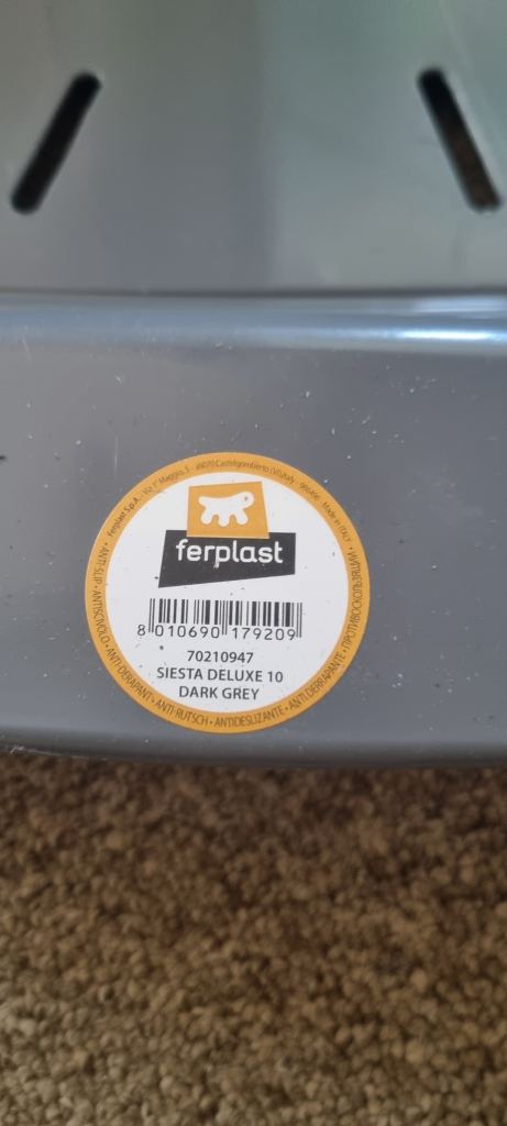 Xl plastic dog bed