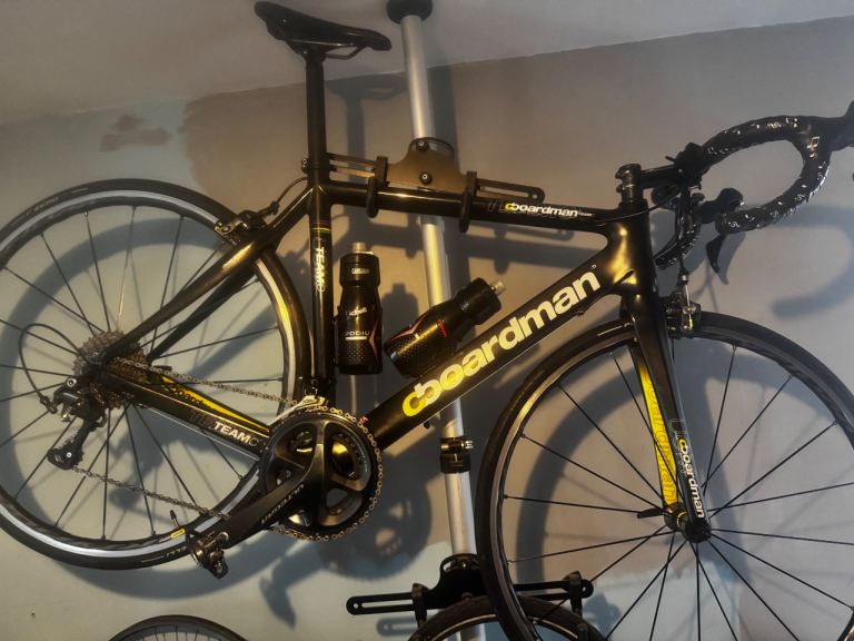Boardman team carbon road bike 