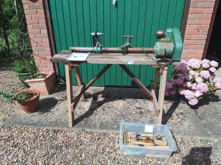 Nu Tolls12 inch 5 speed wood lathe.