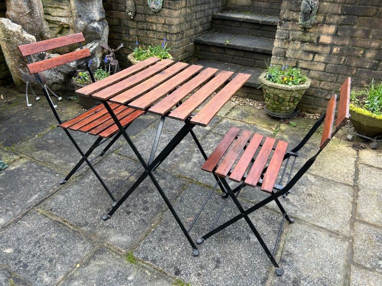 Vintage Folding Bistro Wooden Table and 2 Chairs  Table H28.5in/72cm W21.5in/55cm D21in/53cm  J166