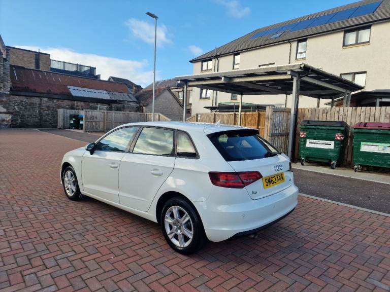 Audi, A3, Hatchback, 2013, Manual, 1598 (cc), 5 doors