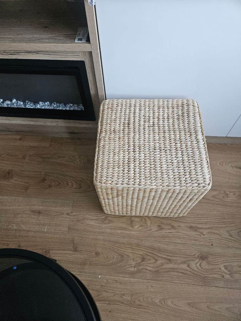 Rattan stool
