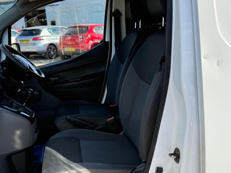 2016 Nissan NV200 1.5 dCi Acenta Van CAR DERIVED VAN DIESEL Manual