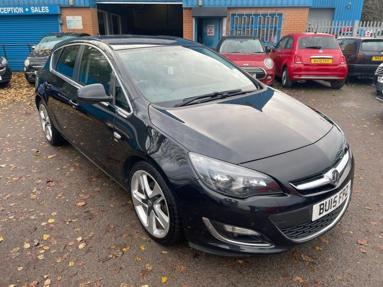 2015 Vauxhall Astra 2.0 CDTi 16V ecoFLEX SRi 5dr HATCHBACK DIESEL Manual