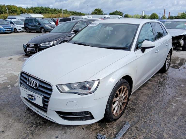 Breaking Audi A3 2014 5DR 1.6 TDI CLHA 6 Speed PTU In White LS9R