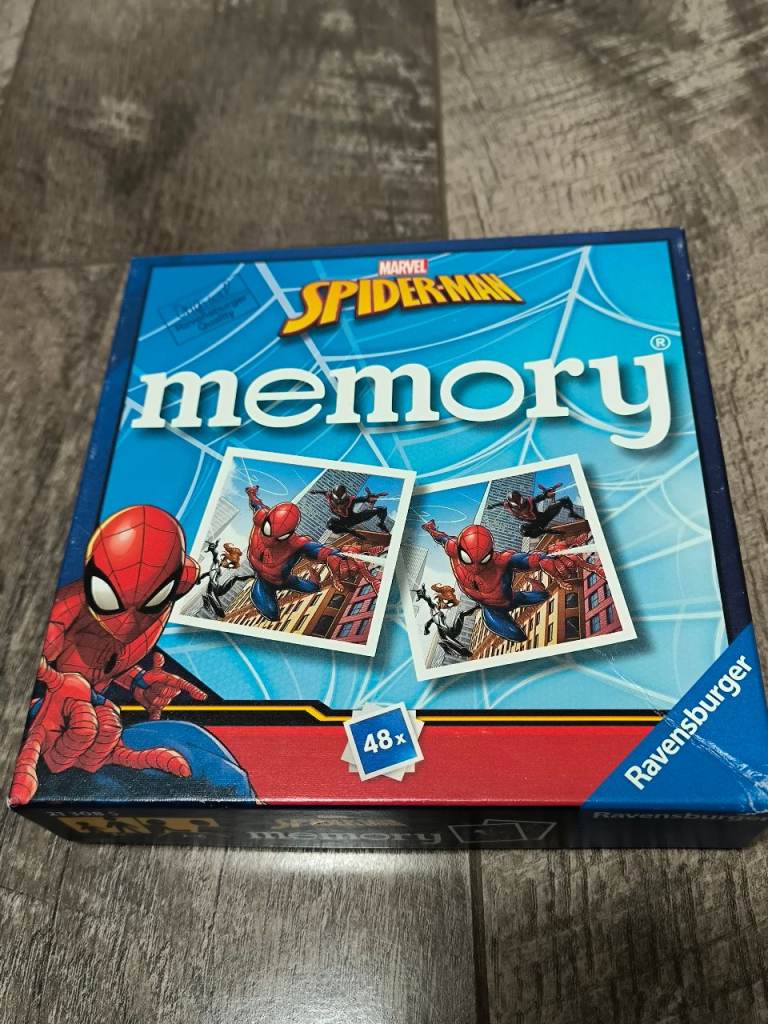 Ravensburger Marvel Spiderman Mini Memory Game - Matching Picture Snap Pairs Game For Kids