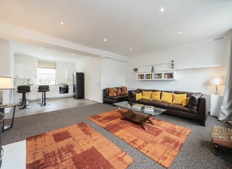 super leather sofa 3 + 2 seats 