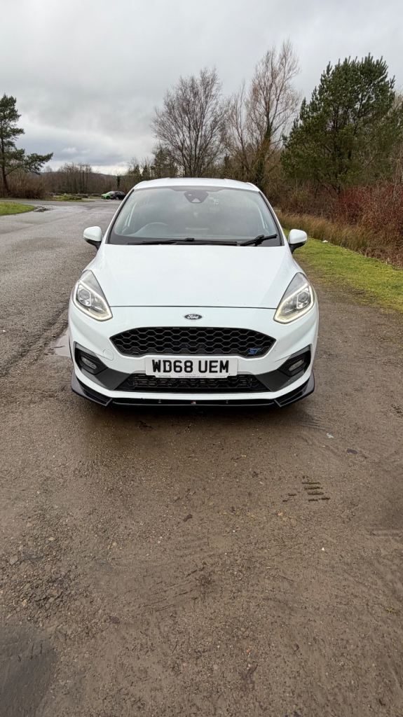 Ford, FIESTA, Hatchback, 2019, Manual, 1498 (cc), 5 doors