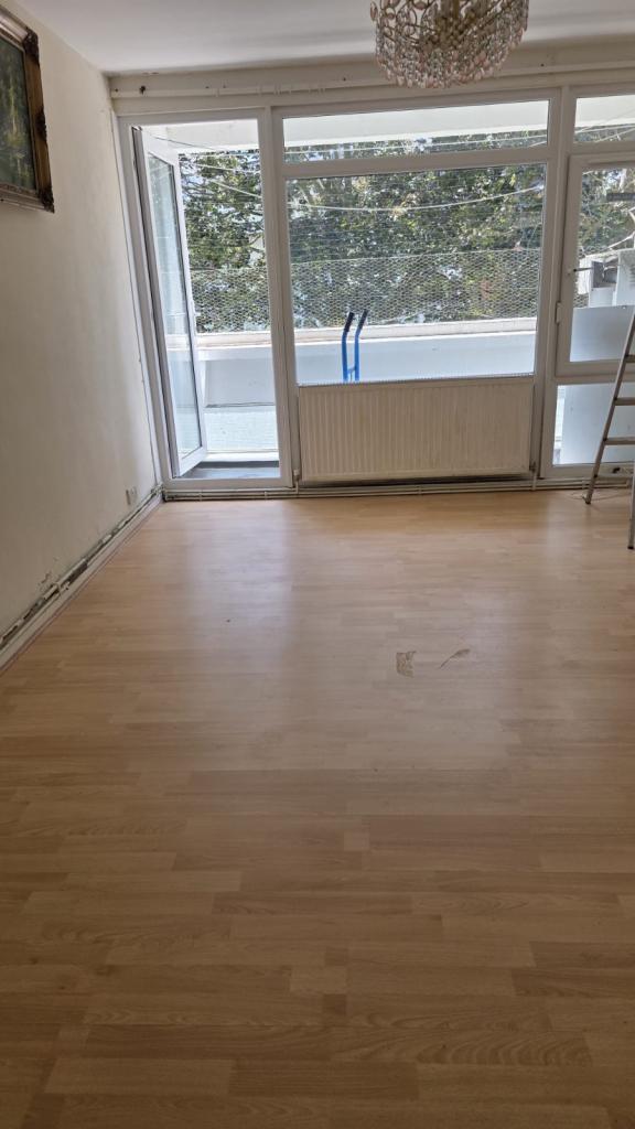 2 bed flat to let