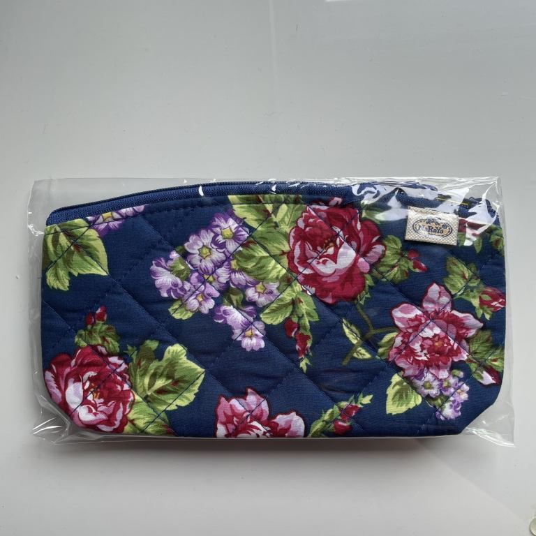 NaRaYa Cosmetic bag with floral print