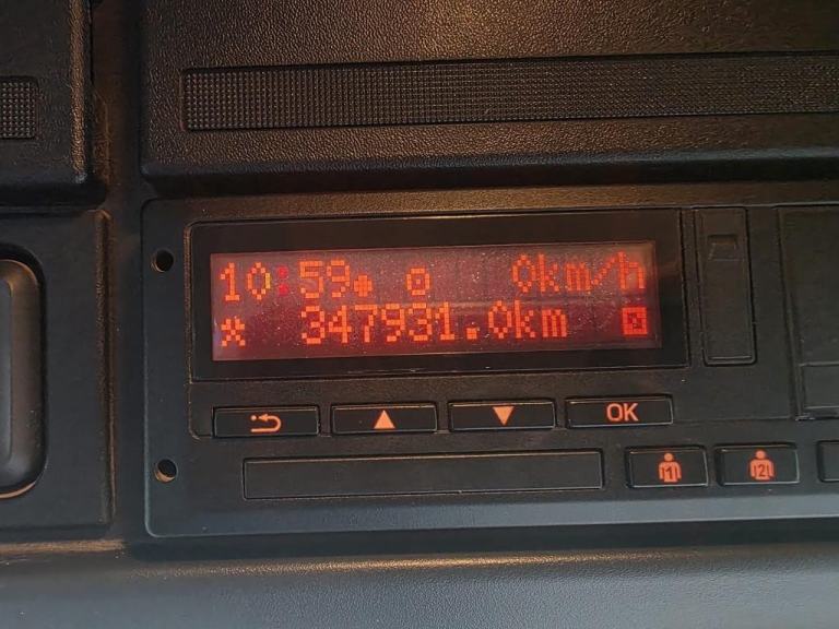 2019 DAF LF 230 18 TON GROSS 4X2 with Hyvalift Skip Gear