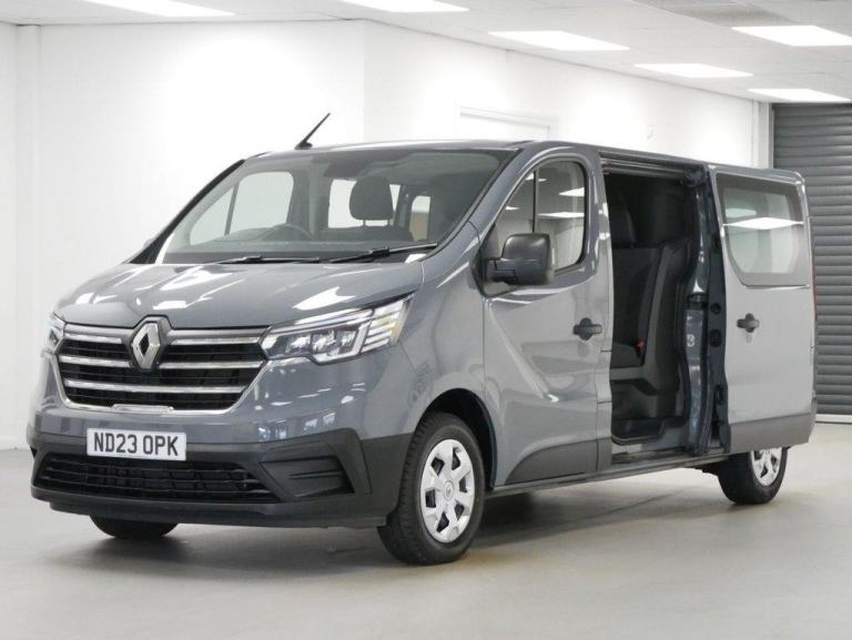 2023 RENAULT TRAFIC LL30 2.0 BLUEDCI 130 BHP BUSINESS PLUS + CREWCAB 6 SEATER