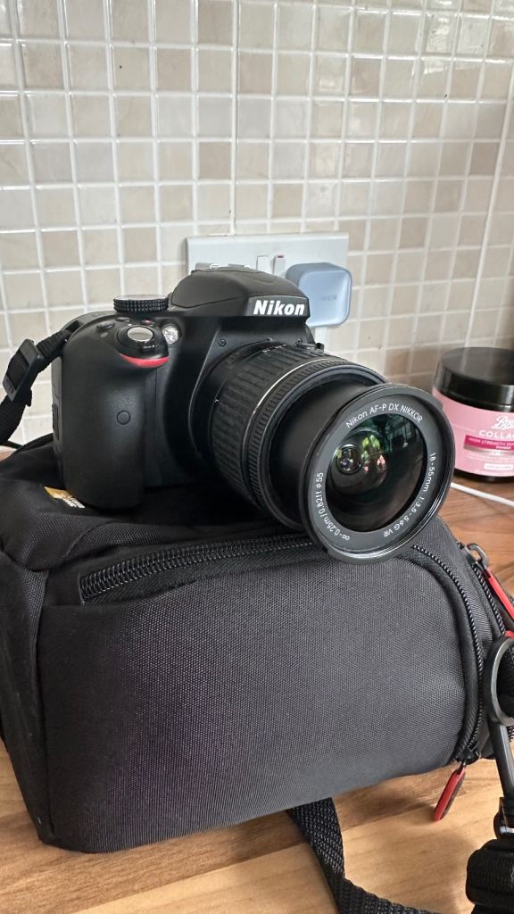 Nikon D3300 DSLR Camera + 18-55mm Lens – Like New – Full Kit