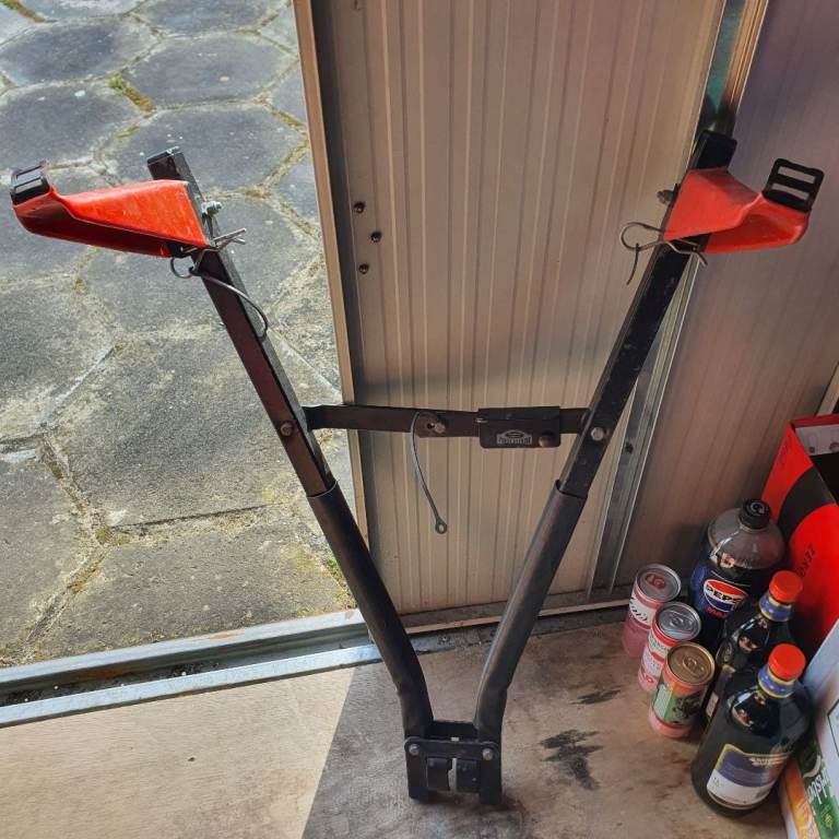 Tow bar bike rack 