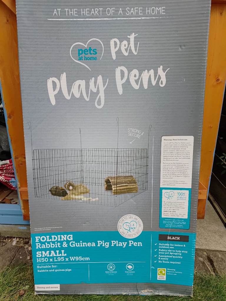 Secondhand Indoor/Outdoor Pet Play Pen for small pets (guinea pigs or rabbits)