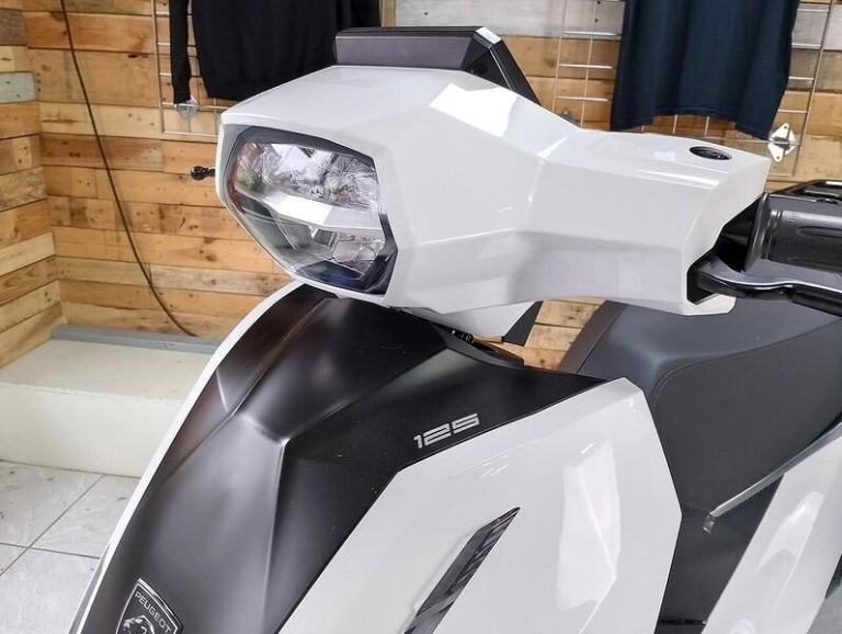 PEUGEOT TWEET 125 125 SCOOTER 