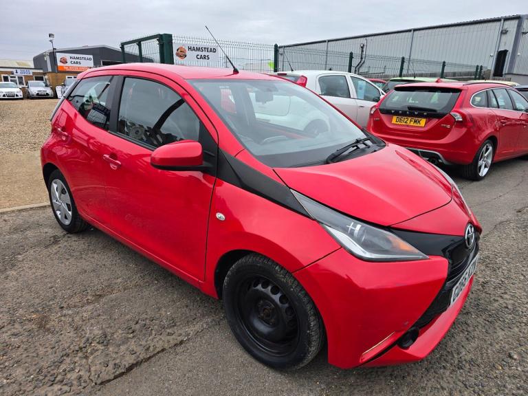  Toyota AYGO 1.0 VVT-i x-play Euro 6 5dr Petrol Manual