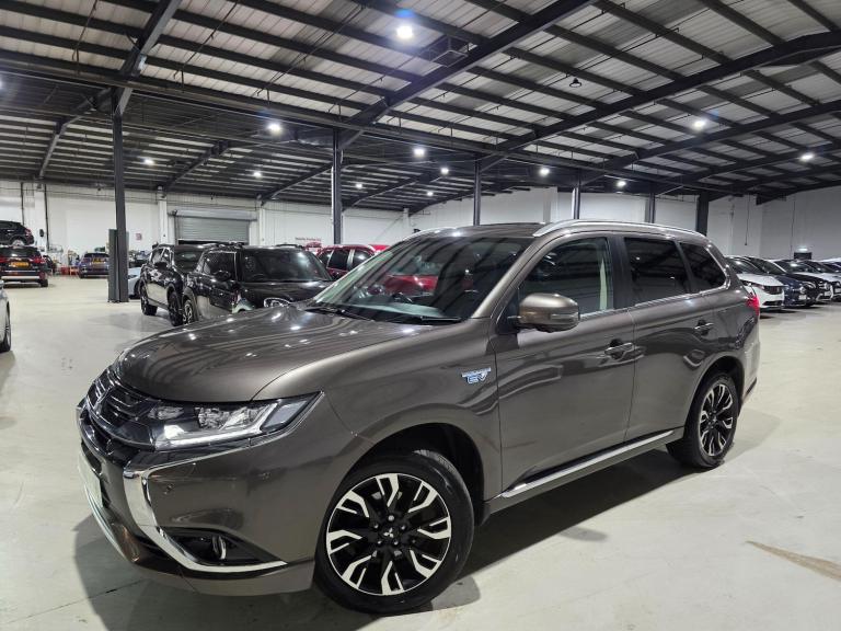 2016 Mitsubishi Outlander 2.0h 12kWh GX4hs CVT 4WD Euro 6 (s/s) 5dr ESTATE Petrol/Electric Hybrid...