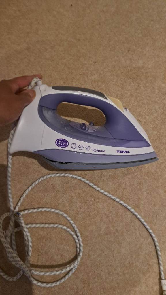 Tefal Steam Iron – White and Purple, Good Condition