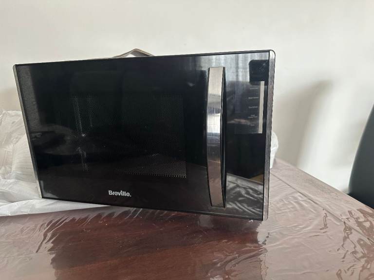Breville Microwave Oven 800 Watts 