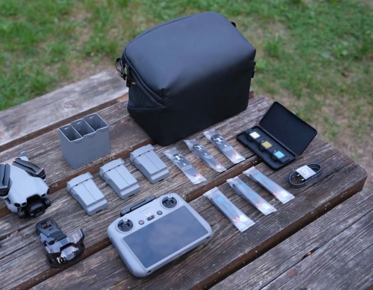 DJI Mini 5 Pro Drone Fly More Combo – excellent Condition