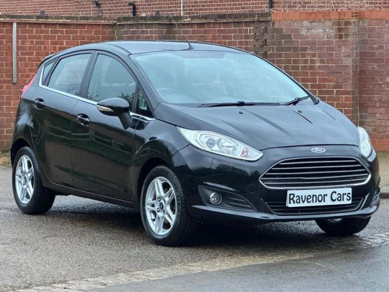 2013 Ford Fiesta 1.6 Zetec 5dr Powershift Hatchback PETROL Automatic